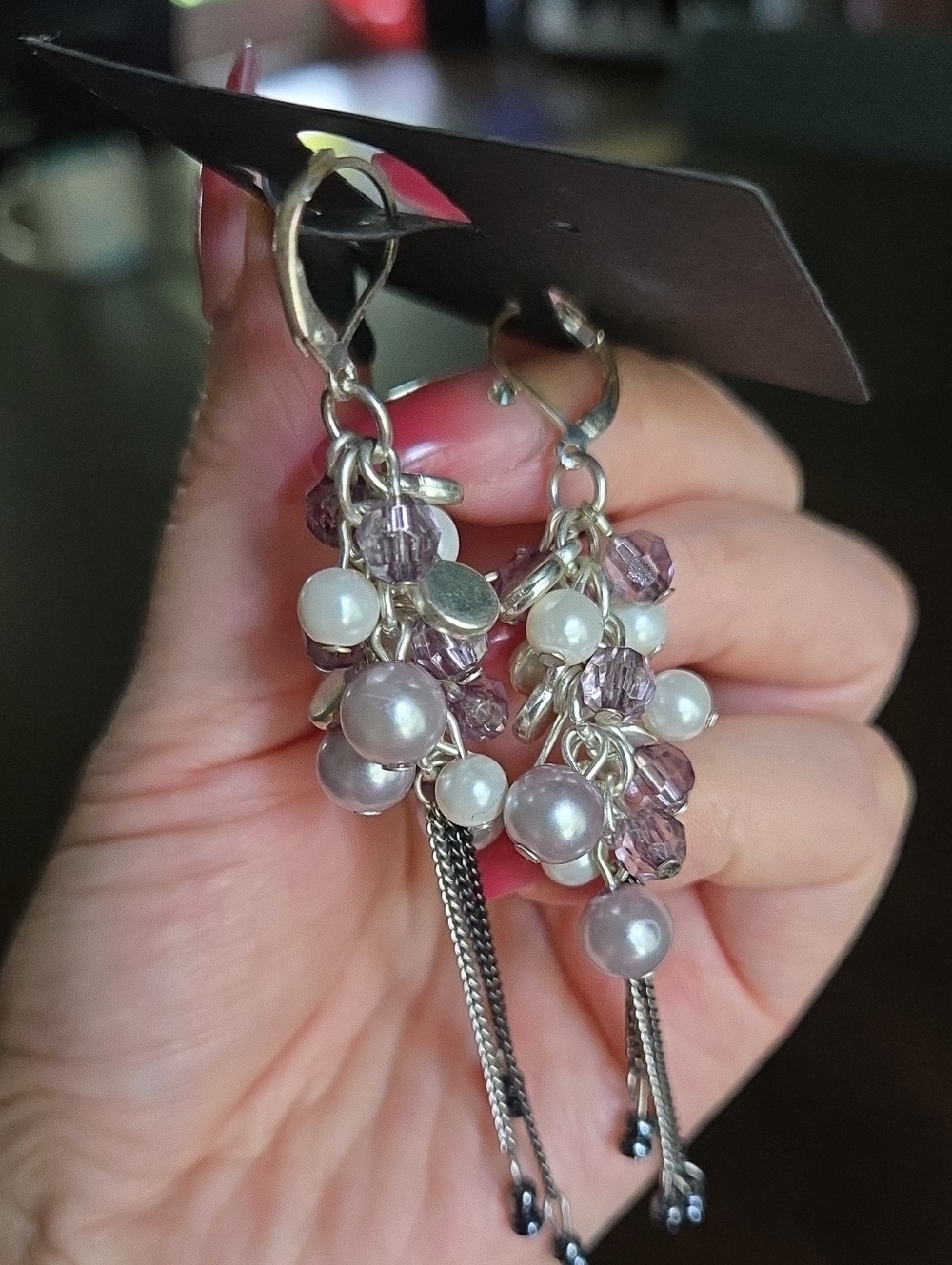 Vintage Fuax Pearl & Purple White Bead Cluster Dangle Earrings - Picture 15 of 16